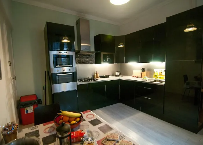 Sirach Apartment *